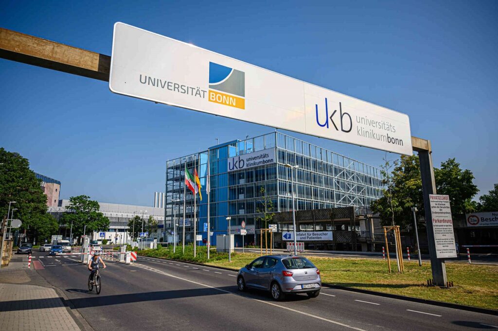 University Hospital Bonn ( UKB )